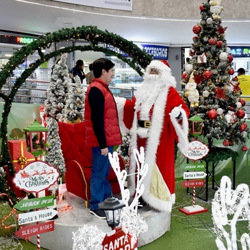 2024 la casa de santa claus 6